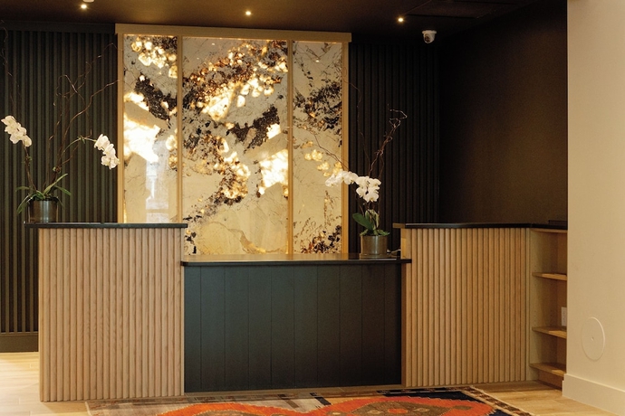 Imagen de los interiores del Hotel The Embers. Foto 18