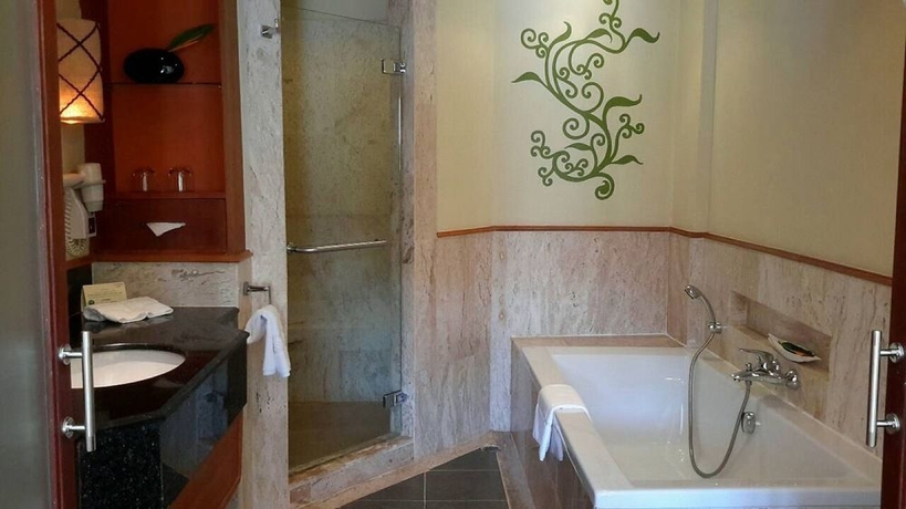 Imagen de la habitación del Hotel The Emerald Cove Koh Chang. Foto 4