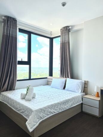 Imagen de la habitación del Hotel The Emerald Golf View, Thuan An. Foto 17