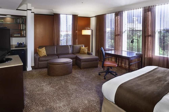 Imagen de los interiores del Hotel The Emily Morgan San Antonio - A Doubletree By Hilton. Foto 11