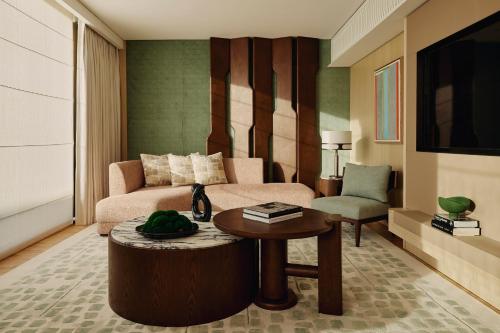 Imagen de la habitación del Hotel The Emory, Maybourne Collection. Foto 18