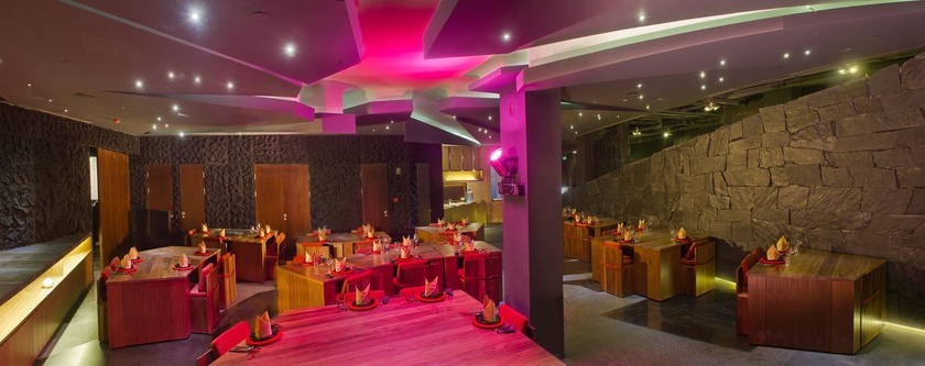 Imagen del bar/restaurante del Hotel The Emperor Tiananmen Beijing. Foto 2