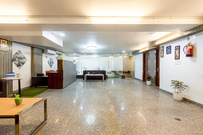 Imagen de los interiores del Hotel The Empire Near Dlf Golf course. Foto 13