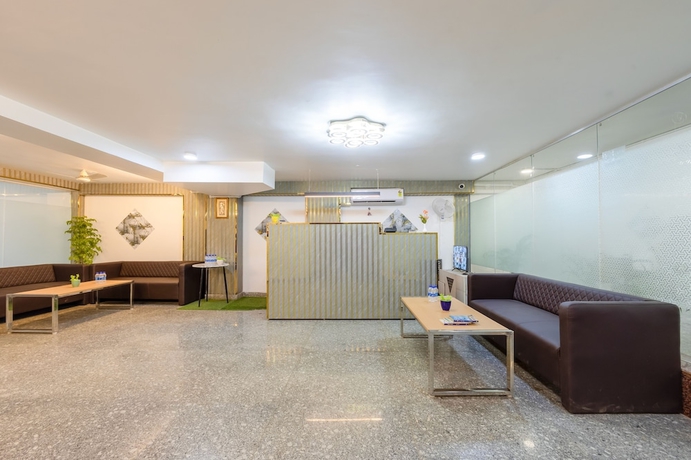 Imagen de los interiores del Hotel The Empire Near Dlf Golf course. Foto 14
