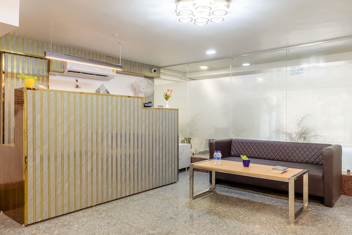 Imagen de los interiores del Hotel The Empire Near Dlf Golf course. Foto 16