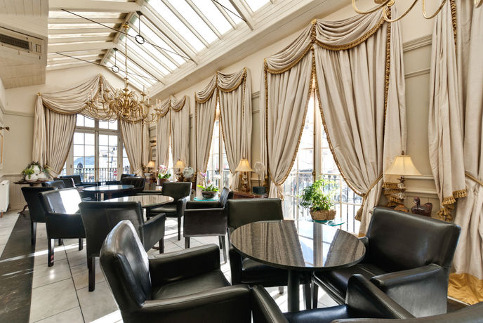 Imagen de los exteriores del Hotel The Empire and Spa. Foto 10