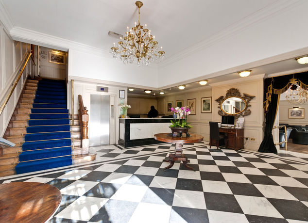 Imagen de los interiores del Hotel The Empire and Spa. Foto 13
