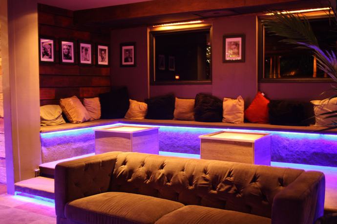 Imagen general del Hotel The Empress And Adult Nightclub. Foto 2