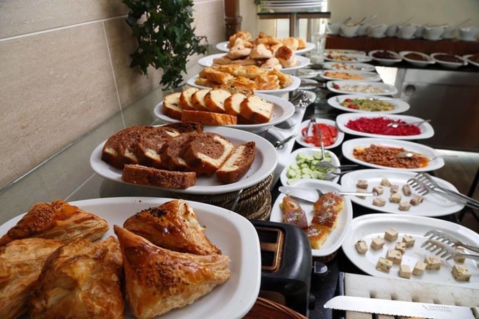 Imagen del bar/restaurante del Hotel The Empress Theodora. Foto 3