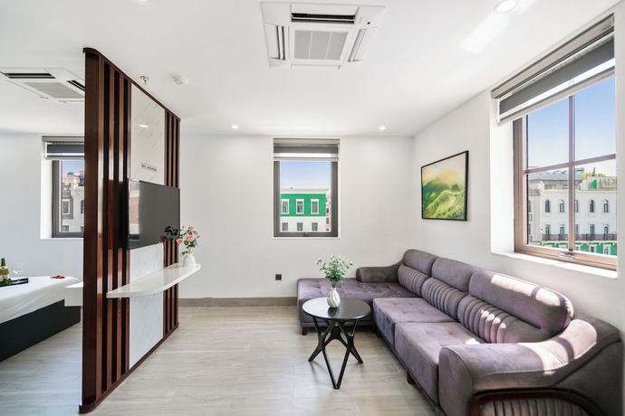 Imagen de la habitación del Hotel The Enchanted Ha Long - Bai Chay Beach. Foto 4