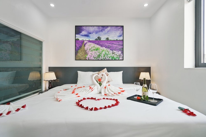 Imagen de la habitación del Hotel The Enchanted Ha Long - Bai Chay Beach. Foto 15