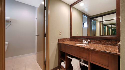 Imagen de la habitación del Hotel The Encinitan & Suites. Foto 10