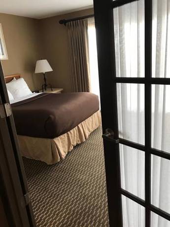 Imagen de la habitación del Hotel The Encinitan & Suites. Foto 14