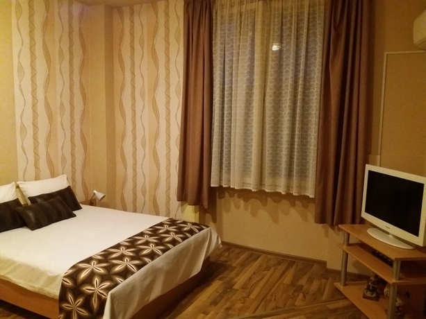 Imagen de la habitación del Hotel The English Guest House. Foto 7