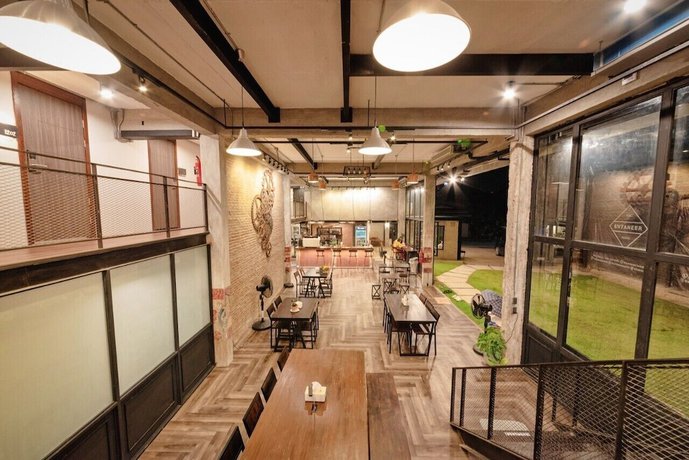 Imagen de los interiores del Hotel The Entaneer Poshtel - Hostel. Foto 18