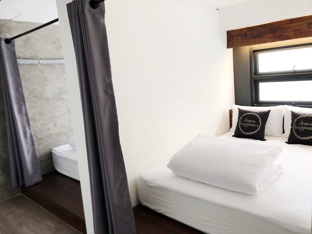 Imagen de la habitación del Hotel The Entaneer Poshtel - Hostel. Foto 12