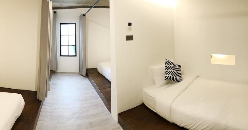 Imagen de la habitación del Hotel The Entaneer Poshtel - Hostel. Foto 13