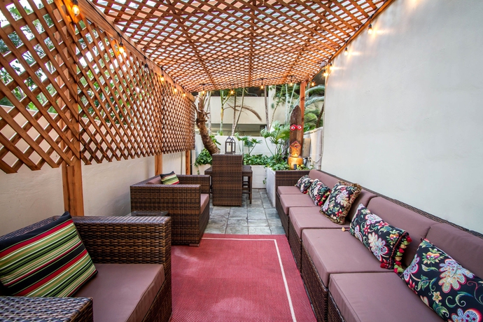 Imagen de los interiores del Hotel The Equus. Foto 15