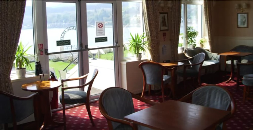 Imagen del bar/restaurante del Hotel The Esplanade, Dunoon . Foto 5