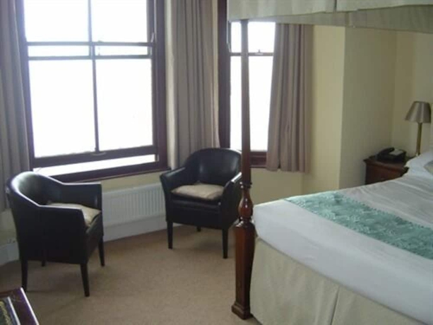 Imagen de la habitación del Hotel The Esplanade, Tenby. Foto 7