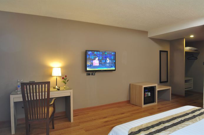 Imagen de la habitación del Hotel The Euro Grande. Foto 3