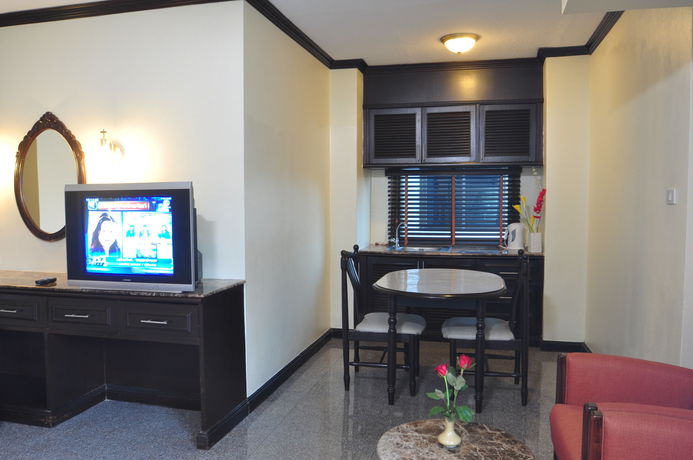 Imagen de la habitación del Hotel The Euro Grande. Foto 6