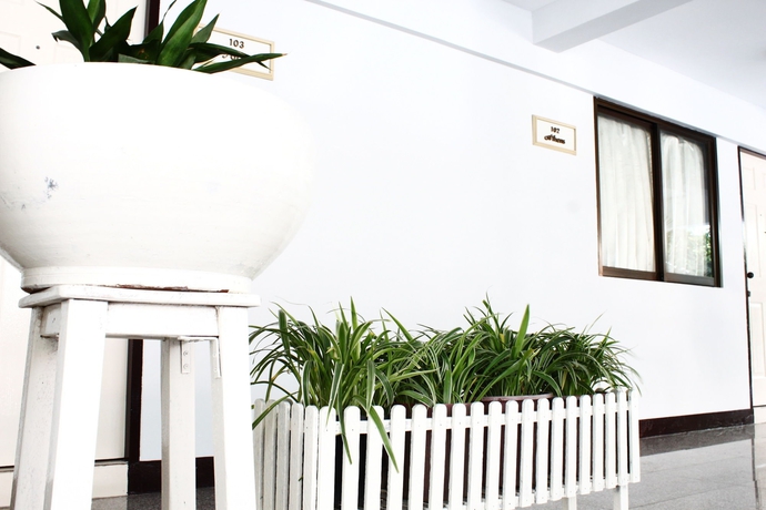 Imagen de los interiores del Hotel The European Place. Foto 7