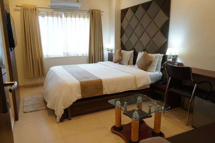 Imagen de la habitación del Hotel The Evergrand Palace. Foto 26