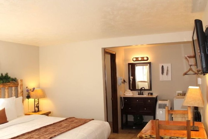 Imagen general del Hotel The Evergreen, West Yellowstone. Foto 4