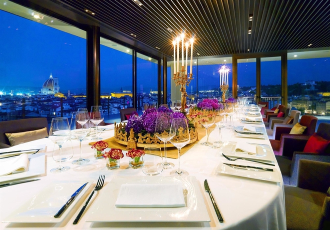 Imagen de los interiores del Hotel The Excelsior, a Luxury Collection. Foto 8