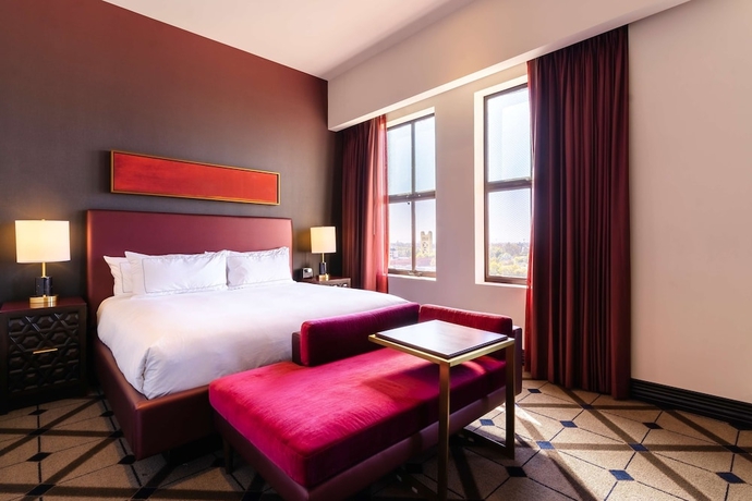Imagen de la habitación del Hotel The Exchange Sacramento, Curio Collection by Hilton. Foto 12