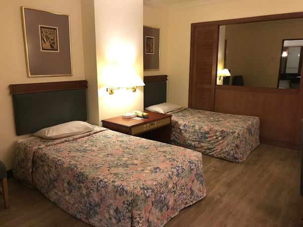 Imagen de la habitación del Hotel The Executive Lahad Datu. Foto 2