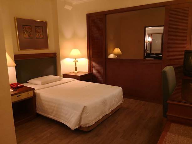 Imagen de la habitación del Hotel The Executive Lahad Datu. Foto 3