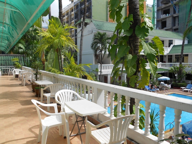 Imagen de los exteriores del Hotel The Expat. Foto 5