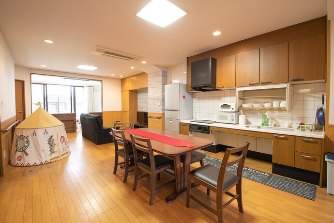 Imagen del bar/restaurante del Hotel The Experience Uehonmachi. Barrier Free. Foto 3