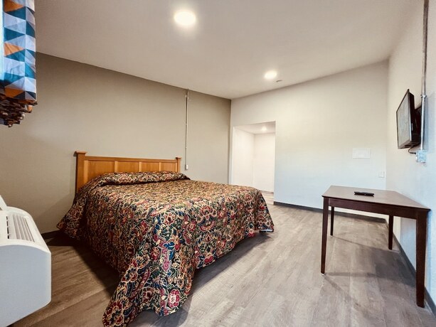 Imagen de la habitación del Hotel The Express Inn. Foto 7