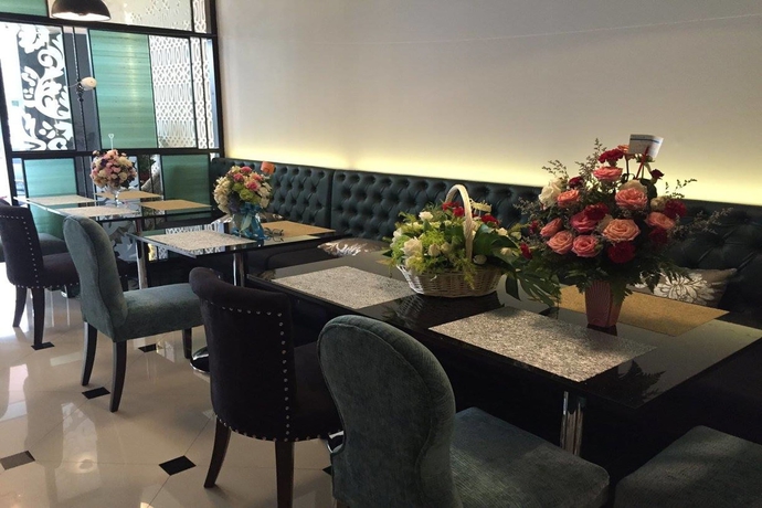 Imagen de los interiores del Hotel The Fah Silom. Foto 16