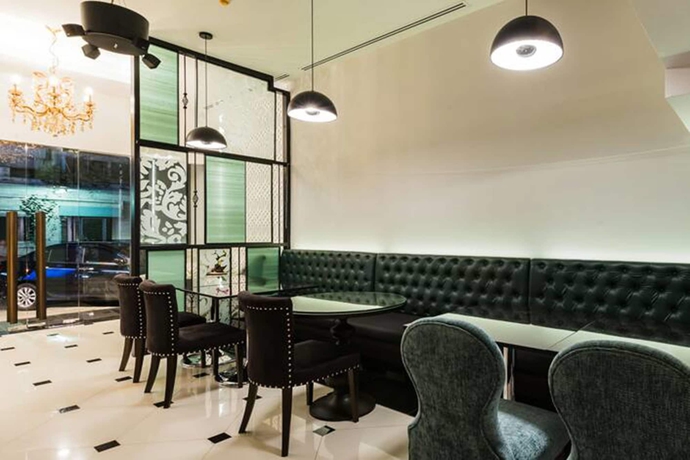 Imagen de los interiores del Hotel The Fah Silom. Foto 17