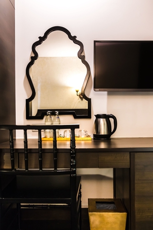 Imagen de la habitación del Hotel The Fah Silom. Foto 8