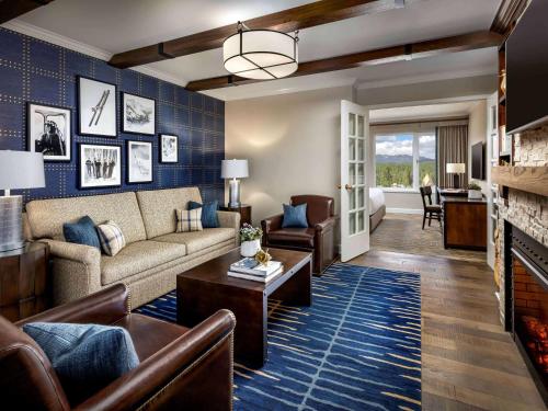 Imagen general del Hotel The Fairmont Chateau Whistler. Foto 2