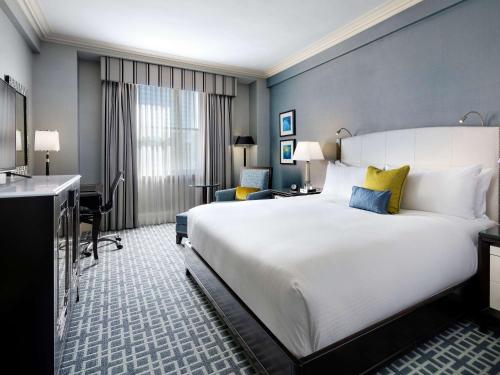 Imagen de la habitación del Hotel The Fairmont Royal York. Foto 11