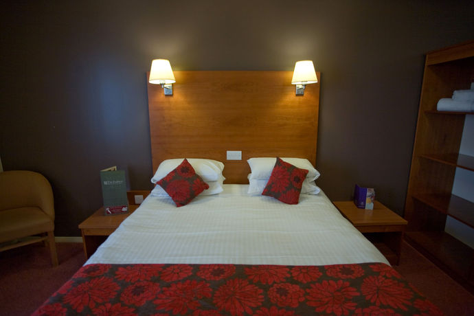 Imagen del bar/restaurante del Hotel The Fairway, Dodworth. Foto 6