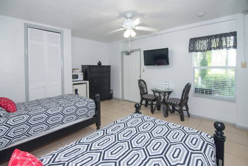 Imagen de la habitación del Hotel The Fairways Inn Of Naples. Foto 2