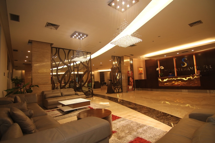 Imagen de los interiores del Hotel The Falatehan. Foto 11