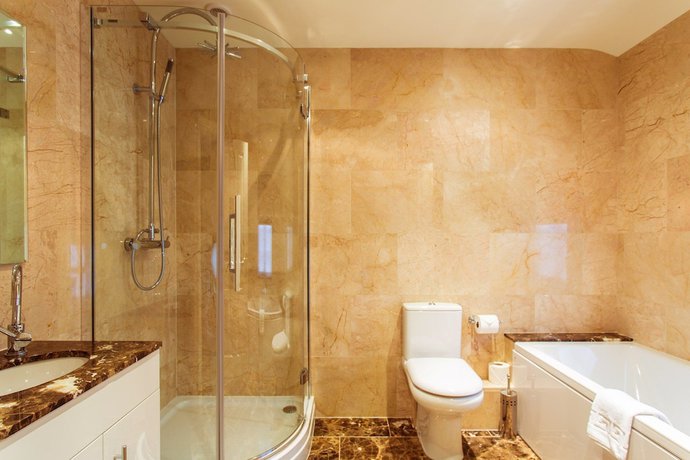 Imagen de la habitación del Hotel The Falcon, Oakham. Foto 5