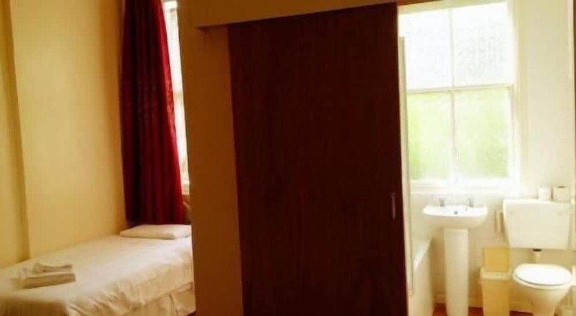 Imagen general del Hotel The Fallowfield Lodge. Foto 13