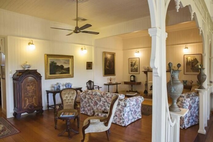 Imagen de los interiores del Hotel The Falls Montville. Foto 29