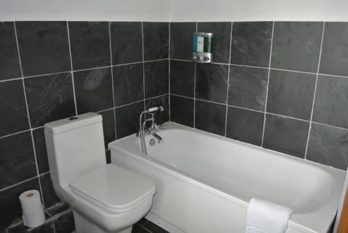 Imagen de la habitación del Hotel The Falls Of Dochart Inn. Foto 10