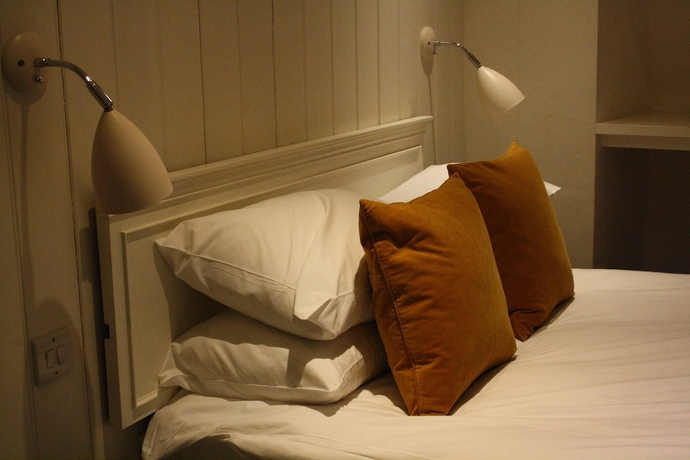 Imagen de la habitación del Hotel The Falstaff. Foto 13