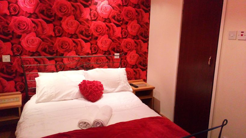 Imagen de la habitación del Hotel The Fame. Foto 17
